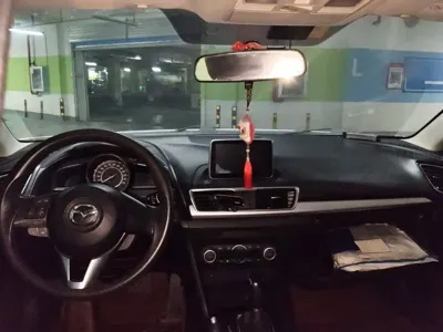 Mazda 3 Axela