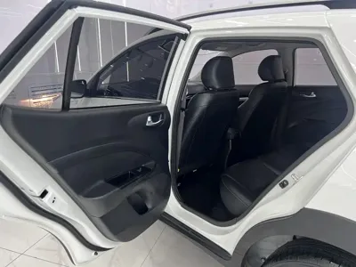 Kia KX1