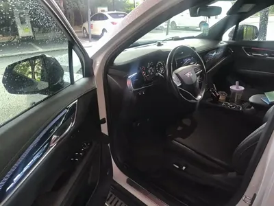 Cadillac XT6