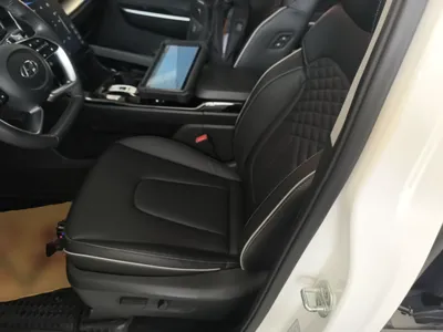 Hyundai Custo