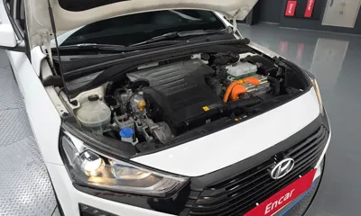 Hyundai Ioniq
