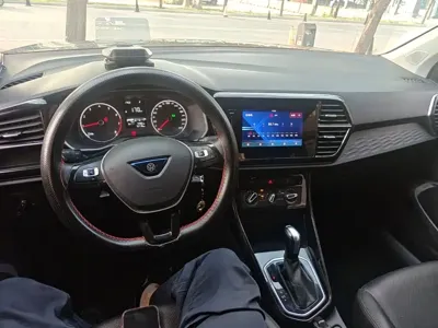 Jetta VS5