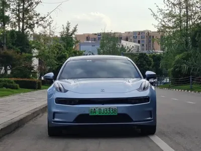 Zeekr 001