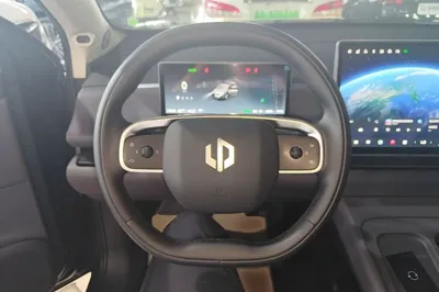 Leapmotor C10