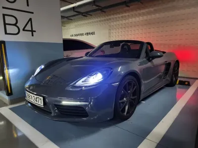 Porsche 718