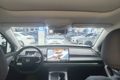 Leapmotor C10