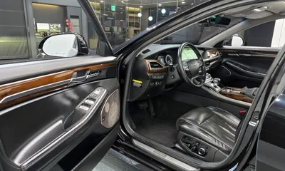 Genesis EQ900