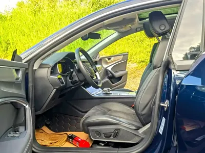 Audi A7L