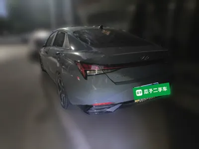 Hyundai Elantra