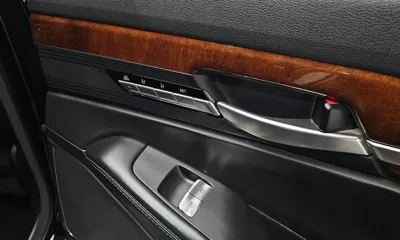 Genesis EQ900
