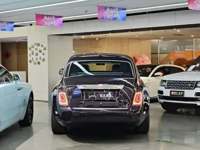 Rolls-Royce Phantom