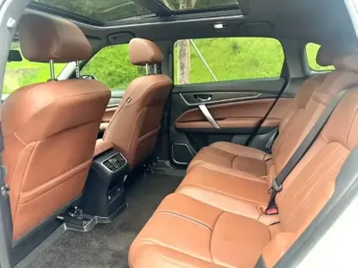 Honda UR-V