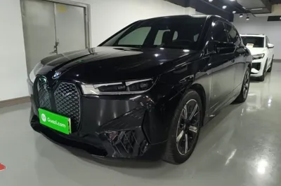 BMW iX