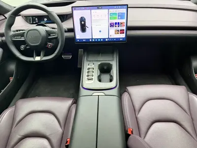 Xiaomi SU7