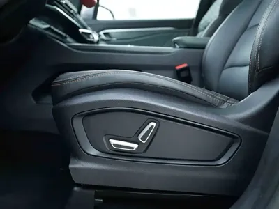 Geely Haoyue L