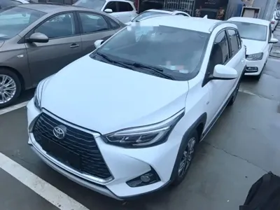 Toyota Yaris L