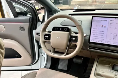 Li Auto Li Auto i6
