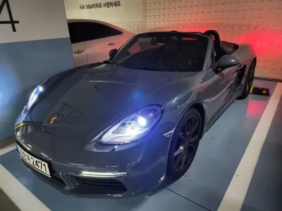 Porsche 718