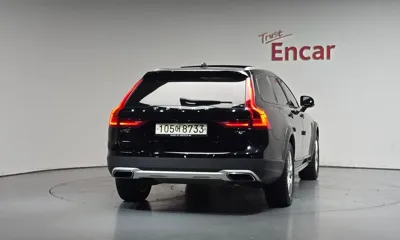 Volvo V90