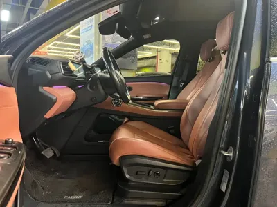 Nio EC6