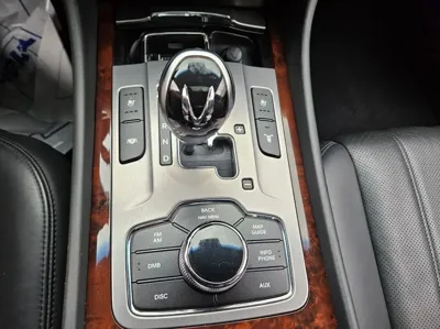 Hyundai Equus