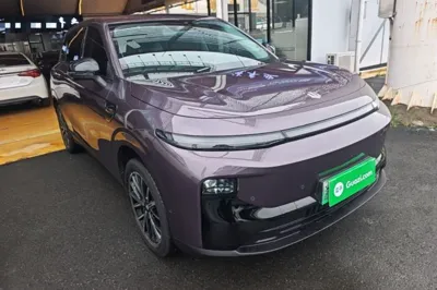 Leapmotor B10
