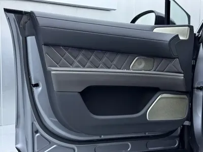 Nio ET9