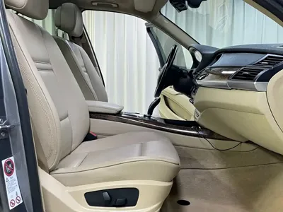 BMW X5 (Import)