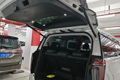 GAC Trumpchi E9