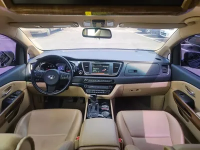 Kia Canival
