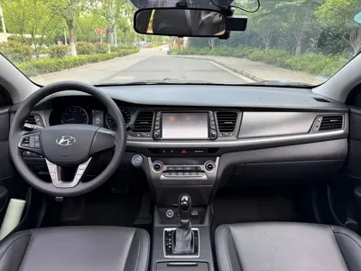 Hyundai Mistra