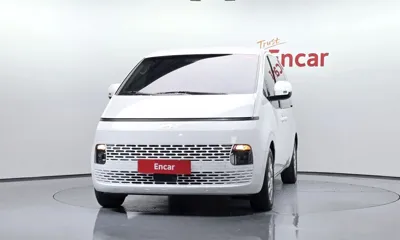 Hyundai Staria