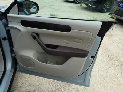 Leapmotor C11