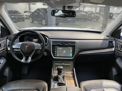 Roewe RX8