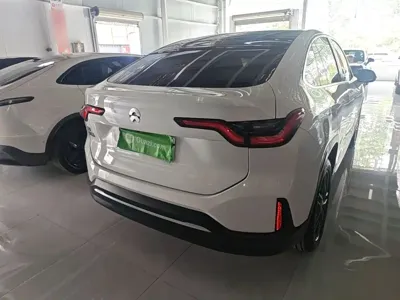Nio EC6