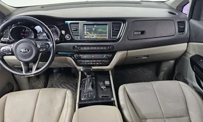 Kia Canival