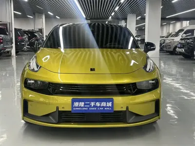 Lynk & Co 03