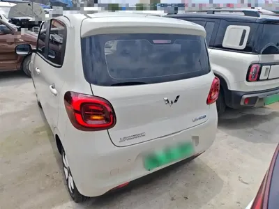 Wuling MINIEV