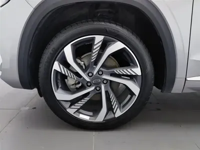 Geely Xingyue L