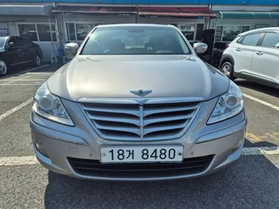 Hyundai Genesis