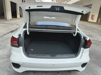 Roewe i5