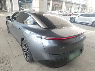 Zeekr 007
