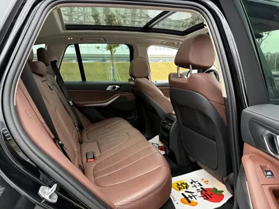 BMW X5 (Import)