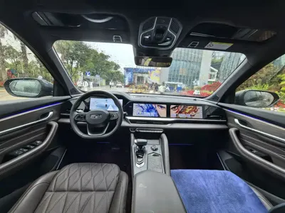 Geely Xingyue L