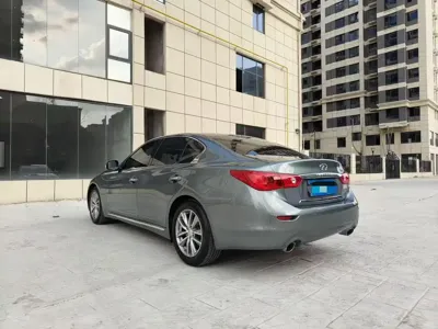 Infiniti Q50L