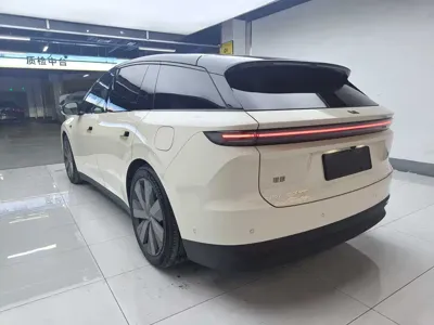 Li Auto 理想i6
