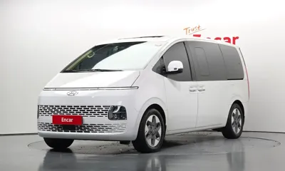 Hyundai Staria