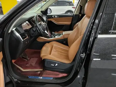 BMW X5 (Import)