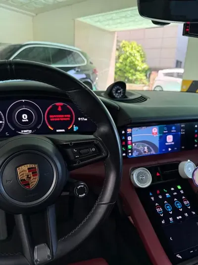 Porsche Taycan