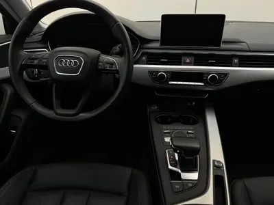 Audi A4 (Import)